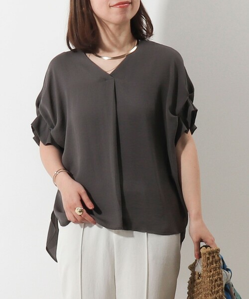 MICO COULIER（ミコクリエ）の「ポリワッシャーカルゼシャツ（シャツ/ブラウス・レディース・チャコールグレー/オフホワイト/ライトグリーン・38）」の16枚目の写真