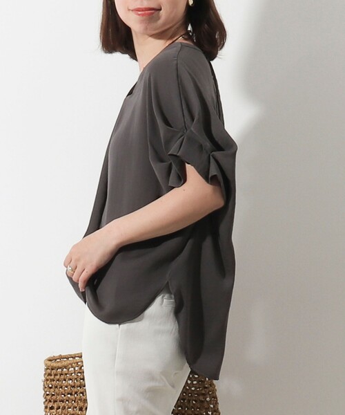 MICO COULIER（ミコクリエ）の「ポリワッシャーカルゼシャツ（シャツ/ブラウス・レディース・チャコールグレー/オフホワイト/ライトグリーン・38）」の18枚目の写真