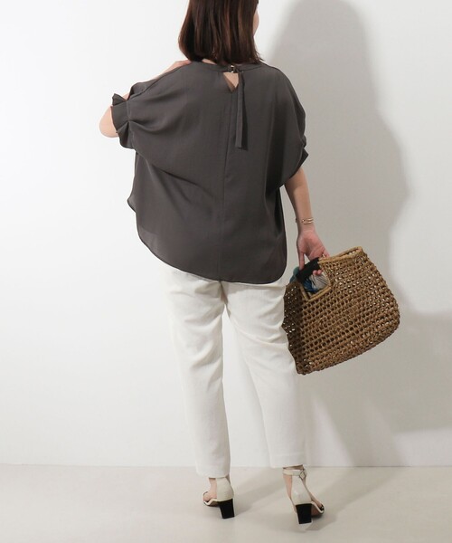 MICO COULIER（ミコクリエ）の「ポリワッシャーカルゼシャツ（シャツ/ブラウス・レディース・チャコールグレー/オフホワイト/ライトグリーン・38）」の20枚目の写真