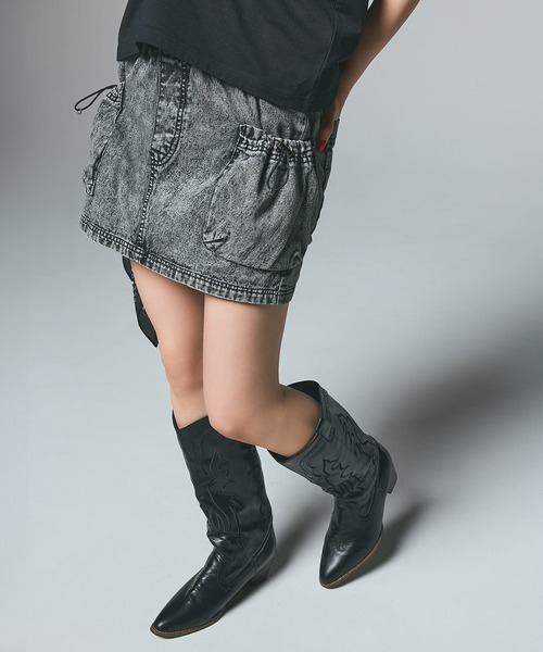 X-girl(エックスガール)の「DENIM EASY MINI SKIRT(デニムスカート・レディース・ブラック/ライトインディゴブルー・S/M)」の15枚目の写真