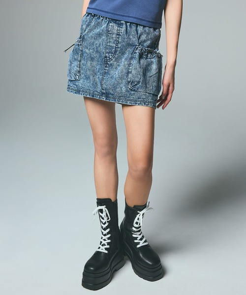 X-girl(エックスガール)の「DENIM EASY MINI SKIRT(デニムスカート・レディース・ブラック/ライトインディゴブルー・S/M)」の12枚目の写真