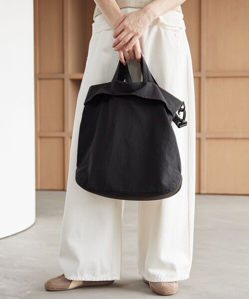 BEAUTY&YOUTH UNITED ARROWS(ビューティーアンドユースユナイテッドアローズ)の「パーテーション ビッグ トートバッグ -2WAY-(トートバッグ・レディース・モカ/ブラック/オリーブ・FREE)」の12枚目の写真
