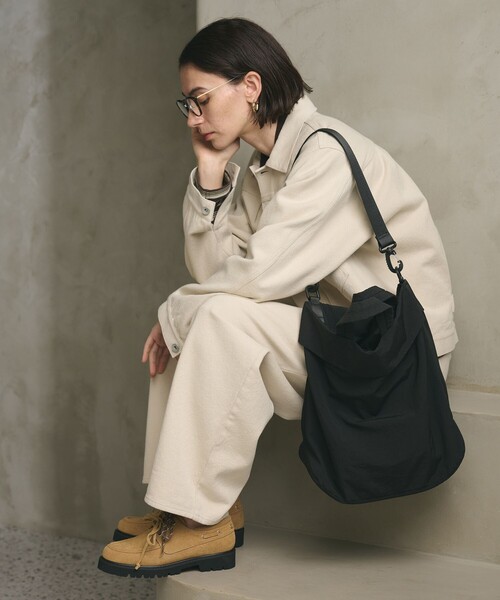 BEAUTY&YOUTH UNITED ARROWS(ビューティーアンドユースユナイテッドアローズ)の「パーテーション ビッグ トートバッグ -2WAY-(トートバッグ・レディース・モカ/ブラック/オリーブ・FREE)」の17枚目の写真