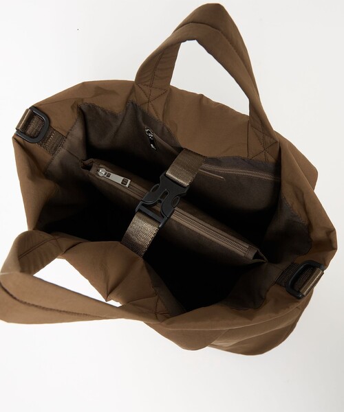 BEAUTY&YOUTH UNITED ARROWS(ビューティーアンドユースユナイテッドアローズ)の「パーテーション ビッグ トートバッグ -2WAY-(トートバッグ・レディース・モカ/ブラック/オリーブ・FREE)」の19枚目の写真