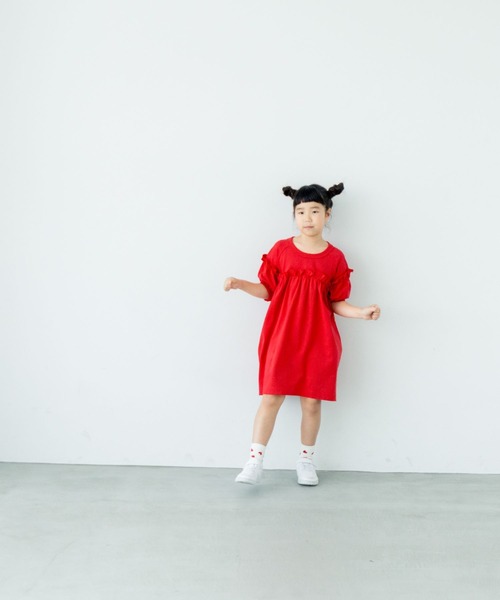 LOWRYS FARM（ローリーズファーム）の「カットフリルワンピース　492801（ワンピース・キッズ・グリーン/レッド/ブラック・110cm/120cm/130cm/140cm/150cm）」の4枚目の写真