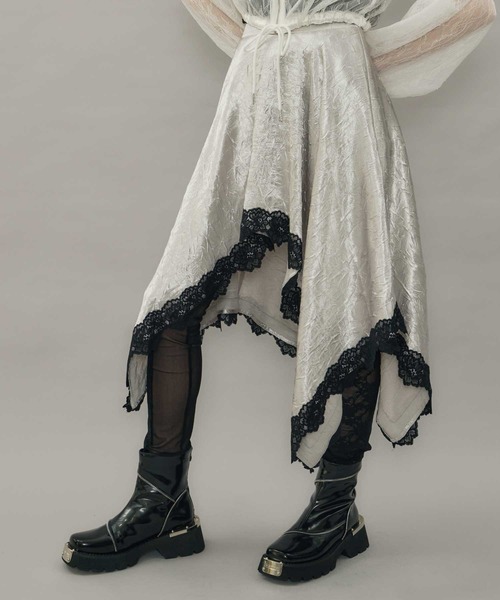 ワッシャーサテンハンカチーフヘムスカート（スカート）｜VIOLETTA