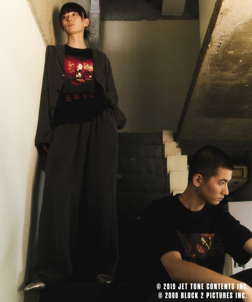 ADAM ET ROPE'（アダムエロペ）の「【花様年華 25周年 × 10Culture for ADAM ET ROPE'】IN THE MOOD FOR LOVE TEE（Tシャツ/カットソー・メンズ・ブラック系その他/ホワイト系その他2/ブラウン系その他2/ブラック系その他2/ホワイト系その他/ブラウン系その他3/グリーン系その他2/グリーン系その他3・M/XL/L）」の17枚目の写真