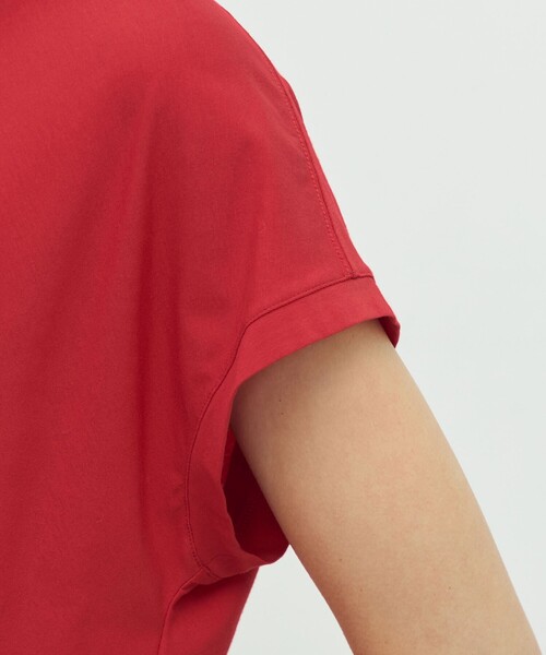 TOMORROWLAND .B(トゥモローランドビー)の「コットンテンセル アシンメトリートップ(Tシャツ/カットソー・レディース・チャコールグレー/ホワイト/ブラック/レッド・FREE)」の13枚目の写真