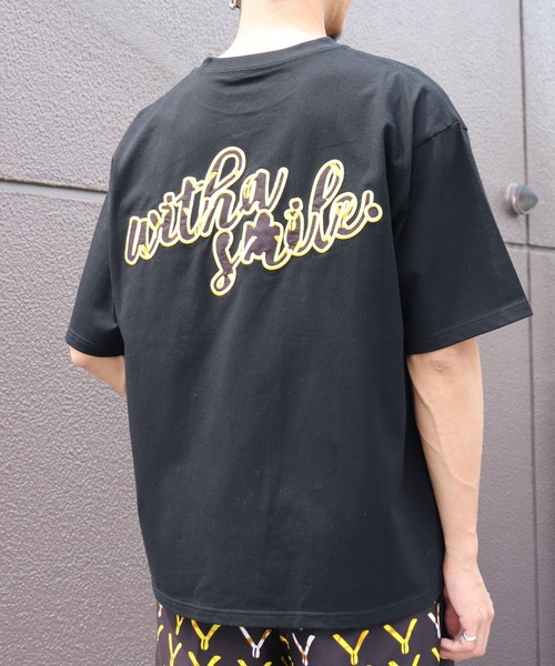 moyan ecri（モヤン エクリ）の「<moyan ecri>with smile パッチ刺繍Tシャツ（Tシャツ/カットソー・メンズ・ベージュ系その他/ブラック系その他/ホワイト系その他・FREE）」の6枚目の写真
