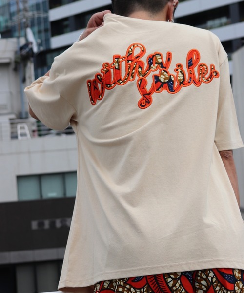 moyan ecri（モヤン エクリ）の「<moyan ecri>with smile パッチ刺繍Tシャツ（Tシャツ/カットソー・メンズ・ベージュ系その他/ブラック系その他/ホワイト系その他・FREE）」の13枚目の写真