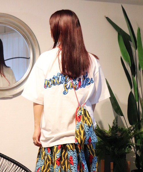 moyan ecri（モヤン エクリ）の「<moyan ecri>with smile パッチ刺繍Tシャツ（Tシャツ/カットソー・メンズ・ベージュ系その他/ブラック系その他/ホワイト系その他・FREE）」の22枚目の写真