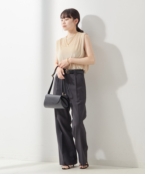 journal standard L'essage(ジャーナルスタンダードレサージュ)の「ベロア タックノースリーブ(Tシャツ/カットソー・レディース・ネイビー/ベージュ/ブラウン・FREE)」の11枚目の写真