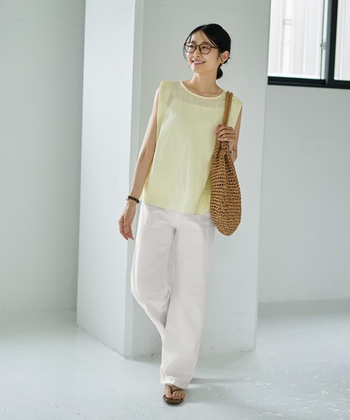 STYLE DELI(スタイルデリ)の「シンプルなサイドボックス麻混ブラウス(シャツ/ブラウス・レディース・ホワイト/イエロー・FREE)」の9枚目の写真