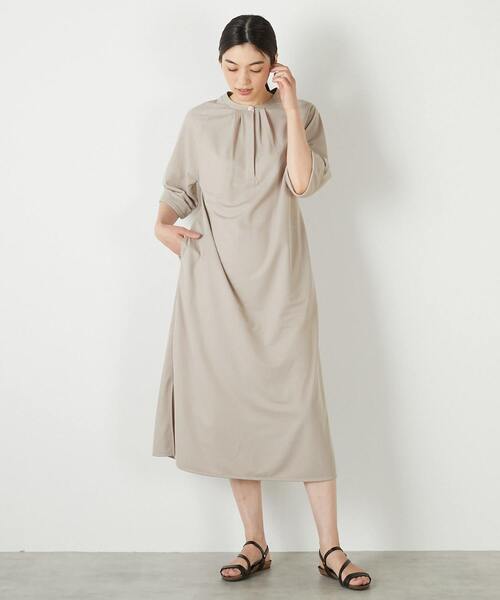 MELROSE claire（メルローズ クレール）の「【ナノキャラメルベルテッドカットワンピース】（ワンピース・レディース・ベージュ/ネイビー/カーキ・FREE）」の4枚目の写真