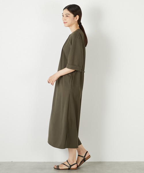 MELROSE claire（メルローズ クレール）の「【ナノキャラメルベルテッドカットワンピース】（ワンピース・レディース・ベージュ/ネイビー/カーキ・FREE）」の11枚目の写真