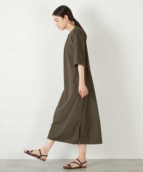 MELROSE claire（メルローズ クレール）の「【ナノキャラメルベルテッドカットワンピース】（ワンピース・レディース・ベージュ/ネイビー/カーキ・FREE）」の12枚目の写真