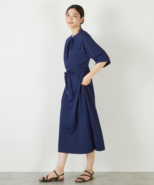 MELROSE claire（メルローズ クレール）の「【ナノキャラメルベルテッドカットワンピース】（ワンピース・レディース・ベージュ/ネイビー/カーキ・FREE）」の19枚目の写真