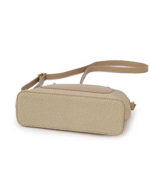 SHOO・LA・RUE(シューラルー)の「キャンバス風合皮ショルダーバッグ(ショルダーバッグ・レディース・ブラック系4/ブラウン系5/ベージュ系4・00)」の15枚目の写真