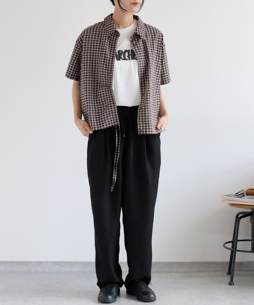 cepo(セポ)の「〈セットアップ対応〉落ち感のあるトロミ素材 イージーテーパードパンツ(その他パンツ・レディース・ベージュ/ブラウン/ブラック・M)」の15枚目の写真
