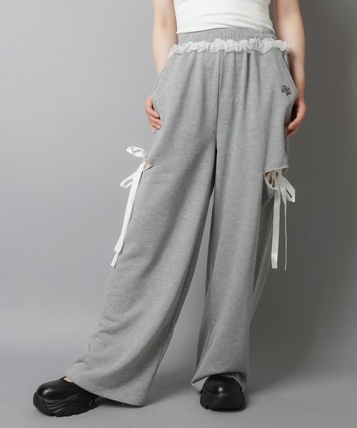 SPINNS（スピンズ）の「裏毛スウェットパンツ/カットアウトリボン（スウェットパンツ・レディース・ブラック/グレー/オフホワイト・ONESIZE）」の10枚目の写真