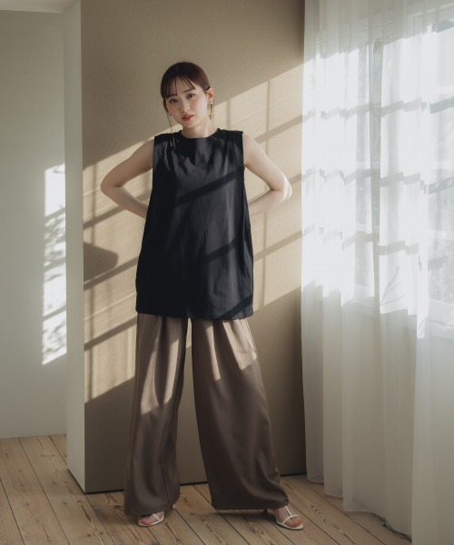 slattgir(スラットジール)の「高身長 綿100%汗染みしにくいタックノースリーブTシャツ(トールサイズ)Essenave(Tシャツ/カットソー・レディース・ブラック/ブルー/グレー・TM/TL/TLL/T3L/T4L/T5L)」の6枚目の写真