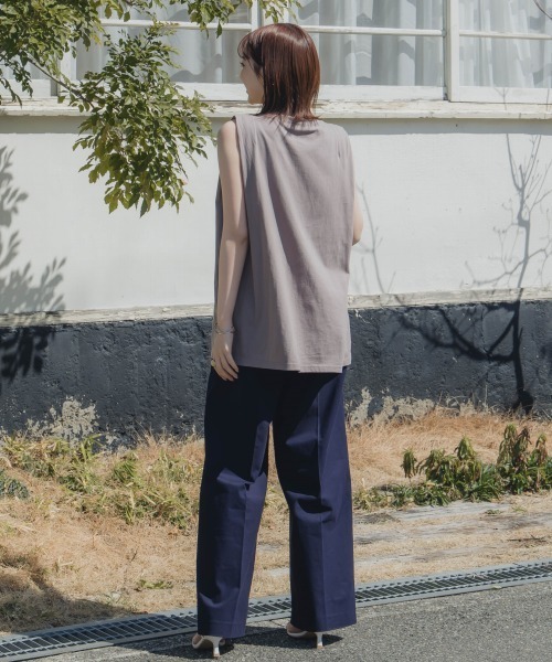 slattgir(スラットジール)の「高身長 綿100%汗染みしにくいタックノースリーブTシャツ(トールサイズ)Essenave(Tシャツ/カットソー・レディース・ブラック/ブルー/グレー・TM/TL/TLL/T3L/T4L/T5L)」の13枚目の写真
