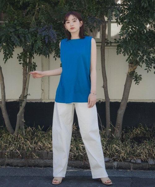 slattgir(スラットジール)の「高身長 綿100%汗染みしにくいタックノースリーブTシャツ(トールサイズ)Essenave(Tシャツ/カットソー・レディース・ブラック/ブルー/グレー・TM/TL/TLL/T3L/T4L/T5L)」の17枚目の写真