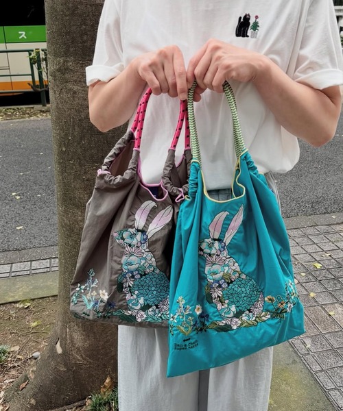 新品未使用SUPER HAKKA×Ball&Chain 花うさぎ刺繍【Ｍ】ブルー SUPER HAKKA×Ball&Chain 花うさぎ刺繍トートバッグ(M)（トート