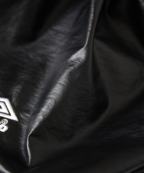 UMBRO(アンブロ)の「UMBRO/アンブロ 【新色追加】SP Packable Coating Nylon Mini Bag/別注 パッカブル コーティングナイロン ミニバッグ(バックパック/リュック・メンズ・チャコールグレー/ブラック/ワインレッド/ベージュ/ホワイト・ONE SIZE)」の18枚目の写真