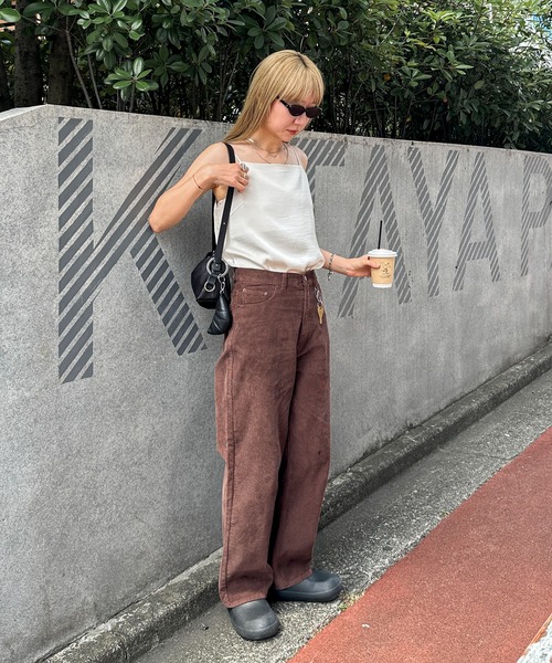 feepur(フェピュール)の「【4size展開】コーデュロイワイドストレートパンツ(その他パンツ・レディース・ブラウン/キャメル/アイボリー・TALL/LARGE/MEDIUM/SMALL)」の4枚目の写真