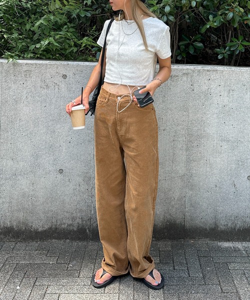 feepur(フェピュール)の「【4size展開】コーデュロイワイドストレートパンツ(その他パンツ・レディース・ブラウン/キャメル/アイボリー・TALL/LARGE/MEDIUM/SMALL)」の8枚目の写真