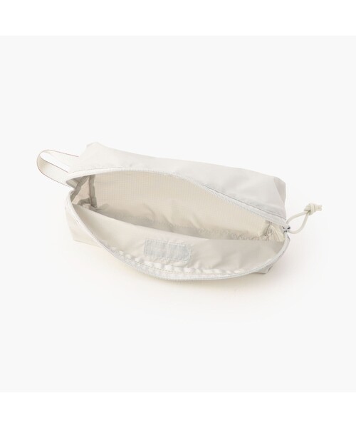 BRIEFING(ブリーフィング)の「DEAN & DELUCA × BRIEFING LIGHT BOX POUCH (Mサイズ)(ポーチ・レディース・ブラック/ライトグレー・FREE)」の17枚目の写真