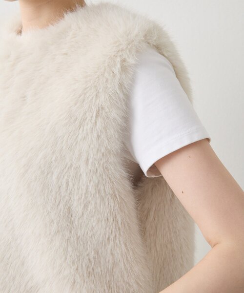 極美品　Whim Gazette THE PAUSE フェイクファーベスト 美品✨Whim Gazette THE PAUSE ベスト フェイクファージレ