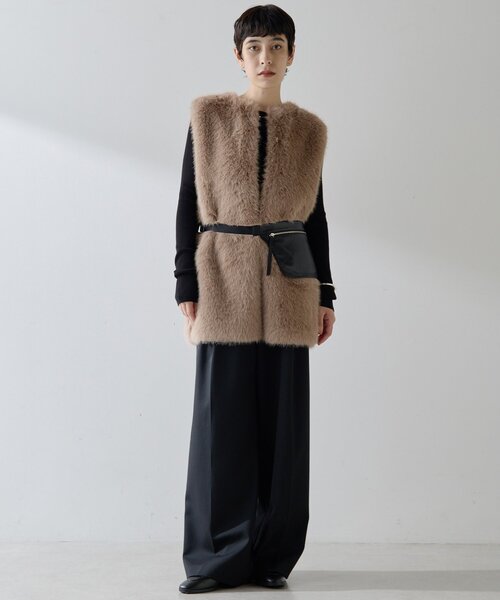 THE PAUSE（ザ ポーズ）の「【THE PAUSE】フェイクファークルーネックジレ（ベスト・レディース・グレイッシュベージュ/アイボリー・FREE）」の3枚目の写真