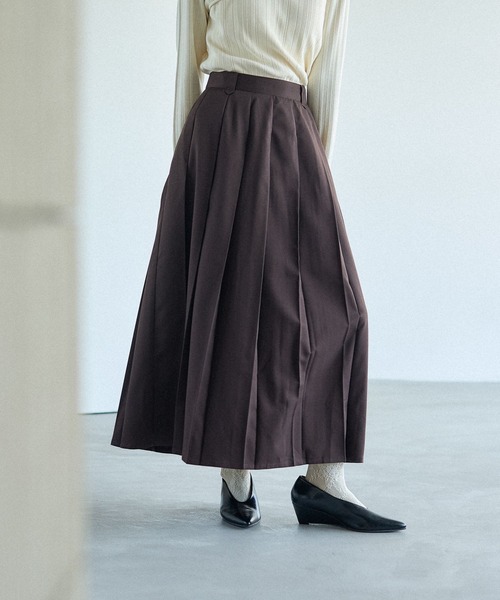 vetements プリーツスカート セール】【VERY NaVY2024年12月号掲載】グロッシーレース