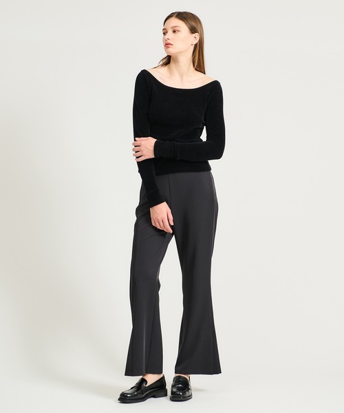 ESTNATION(エストネーション)の「ESTNATION / ベロアオフショルニット(ニット/セーター・レディース・ブラック/オフホワイト/ブラウン・FREE)」の10枚目の写真