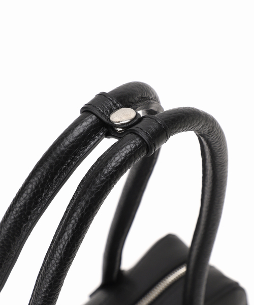 AULENTTI（オウレンティ）の「【AULENTTI/オウレンティ】BUGETTE BAG（トートバッグ・レディース・ホワイト/ブラック・FREE）」の11枚目の写真