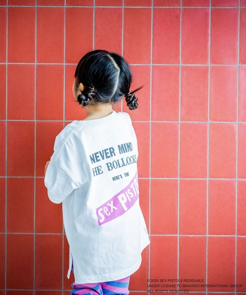 LOWRYS FARM（ローリーズファーム）の「ＵＫ　ＲＯＣＫＴＳＳ　 579618（Tシャツ/カットソー・キッズ・オフホワイト/その他19/チャコールグレー/ホワイト×グレー・140cm/130cm/110cm/120cm/150cm）」の5枚目の写真