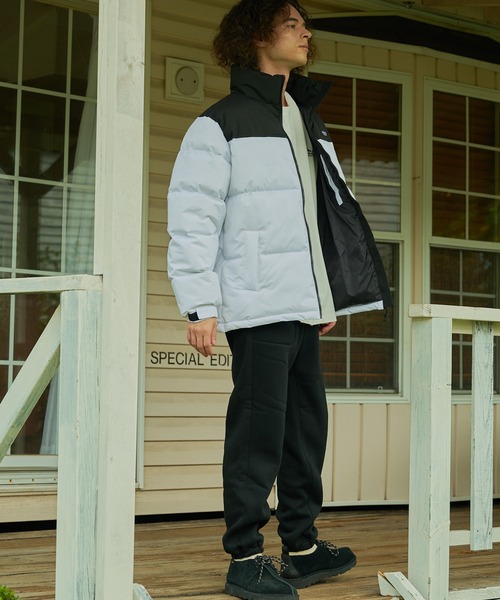 ragged mountain（ラギットマウンテン）の「【RAGGED MOUNTAIN/ラギットマウンテン】【撥水・防風・防水性を兼ね備えた高機能ジャケット】EXETER/エクスター スタンド 中綿 ジャケット エコダウン スタンドカラー 多機能ポケット アウトドア タウンユース ユニセックス（ダウンジャケット/コート・メンズ・ライトグレー/ホワイト/ブラック/ブルー系その他2・MEDIUM/LARGE/X-LARGE）」の18枚目の写真