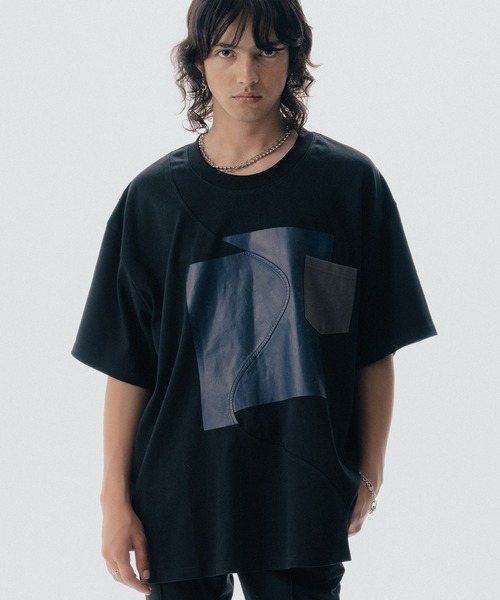 Maison ULA(メゾンウラ)の「【Maison ULA】スイッチングプリントTシャツ(Tシャツ/カットソー・メンズ・ブラック/オフホワイト・1/2)」の3枚目の写真