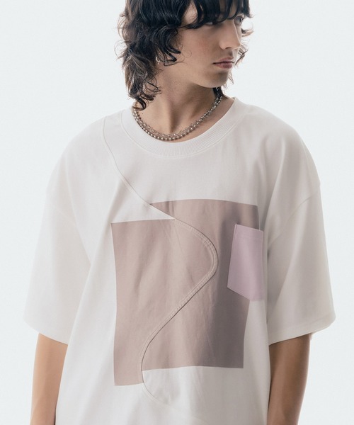 Maison ULA(メゾンウラ)の「【Maison ULA】スイッチングプリントTシャツ(Tシャツ/カットソー・メンズ・ブラック/オフホワイト・1/2)」の9枚目の写真