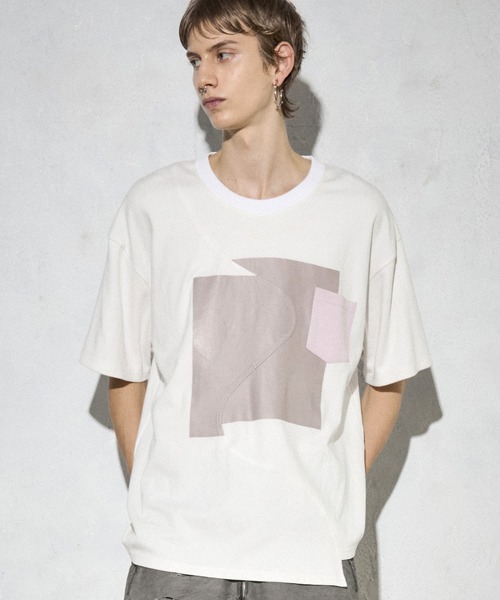Maison ULA(メゾンウラ)の「【Maison ULA】スイッチングプリントTシャツ(Tシャツ/カットソー・メンズ・ブラック/オフホワイト・1/2)」の21枚目の写真