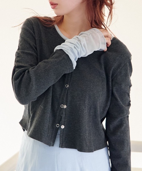 Kastane（カスタネ）の「【新色追加/4色展開】袖チュールテレコカーディガン（カーディガン/ボレロ・レディース・ネイビー/アイボリー/グレー/ダークグレー/ホワイト系その他/ピンク・FREE）」の4枚目の写真