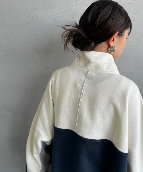 CHUMS（チャムス）の「【WEB限定】[CHUMS/チャムス] KEARNS パネル切り替えデザイン ハーフジップスウェット（スウェット・レディース・ホワイト/ブラック・M/L）」の21枚目の写真