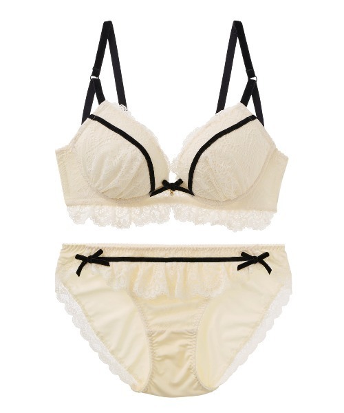 tutuanna（チュチュアンナ）の「フラッフィーブラ&ショーツセット（ブラ&ショーツ・レディース・クリーム/ピンク/ブラック・E75/E70/E65/D75/D65/C75/C70/D70/B65/B70/B75/C65）」の12枚目の写真