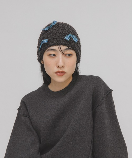 KBF(ケイビーエフ)の「チェックリボンニットビーニー(ニットキャップ/ビーニー・レディース・チャコールグレー/アイボリー・ONE)」の10枚目の写真