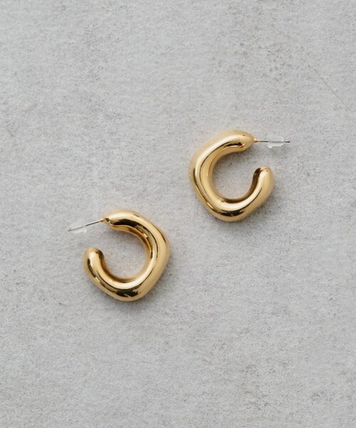 LOUNGEDRESS（ラウンジドレス）の「【GALENA/ガレナ】ボリュームスクエアピアス（ピアス（両耳用）・レディース・ゴールド/シルバー・FREE）」の2枚目の写真