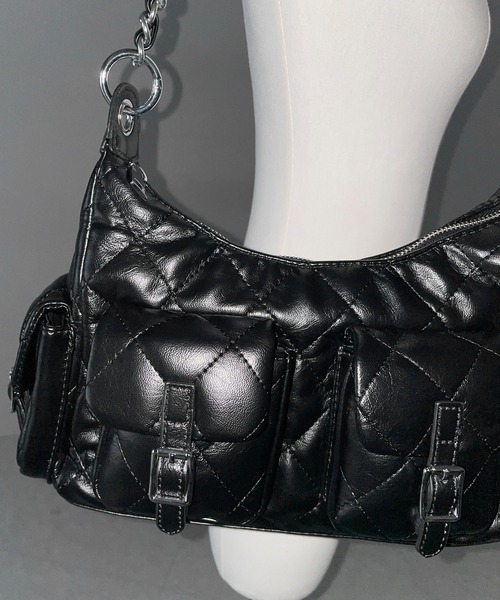 me+em select(ミームセレクト)の「【 2WAY 】アウトポケットキルティングチェーンショルダーバッグ / 2WAY out pocket quilting chain shoulder bag(ショルダーバッグ・レディース・ブラック/アイボリー/グレー・FREE)」の7枚目の写真