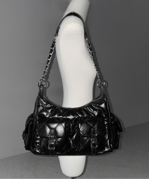 me+em select(ミームセレクト)の「【 2WAY 】アウトポケットキルティングチェーンショルダーバッグ / 2WAY out pocket quilting chain shoulder bag(ショルダーバッグ・レディース・ブラック/アイボリー/グレー・FREE)」の8枚目の写真