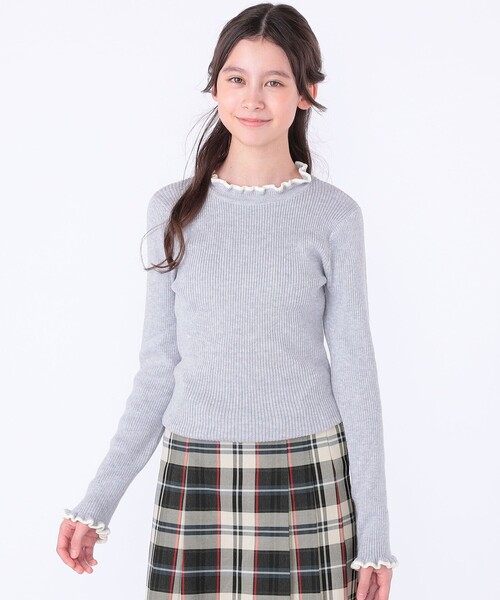 SHIPS(シップス)の「SHIPS KIDS:130~150cm /〈手洗い可能〉フリル リブ ニット(ニット/セーター・キッズ・ライトグレー/ストーン/ピンク系その他/オフホワイト・LARGE/X-LARGE)」の3枚目の写真